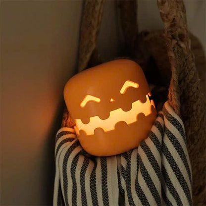 Halloween Pumpkin Lantern Telescopic Portable Compact Decorative Lighting for Trick-or-Treating Kids